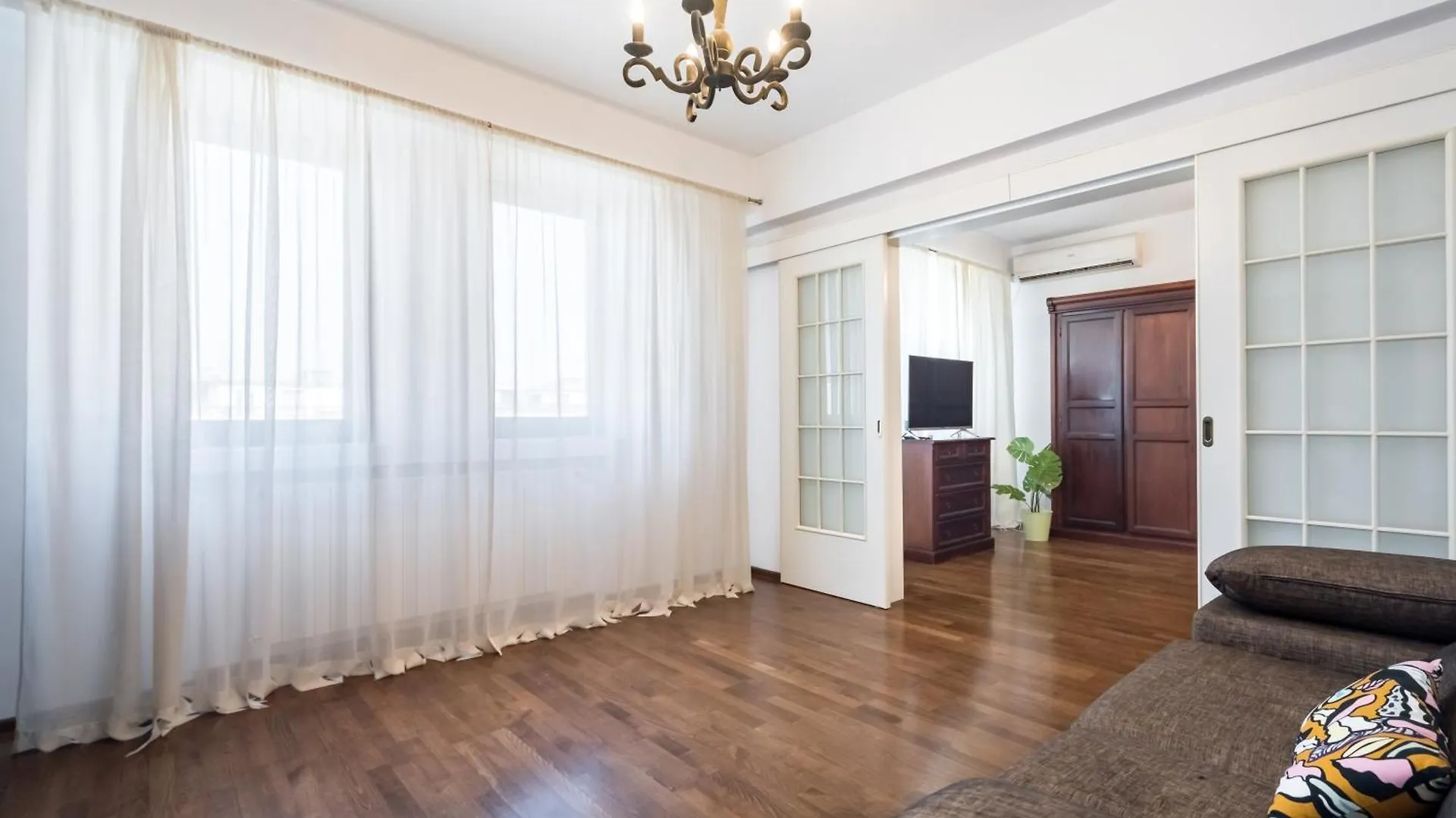 Ultracentral Apartment Romana Bucharest